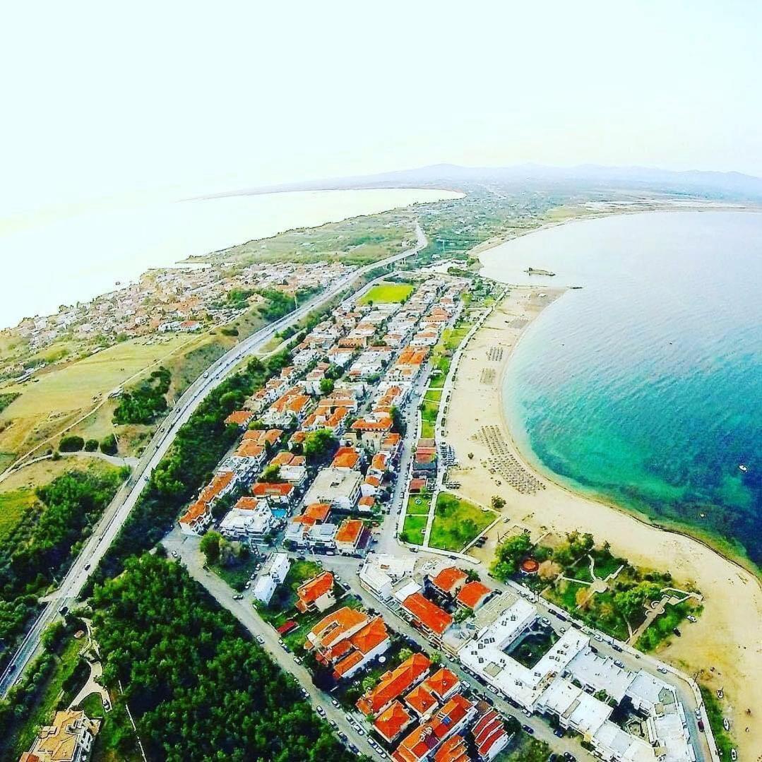 Argo Apartments Nea Poteidaia Buitenkant foto