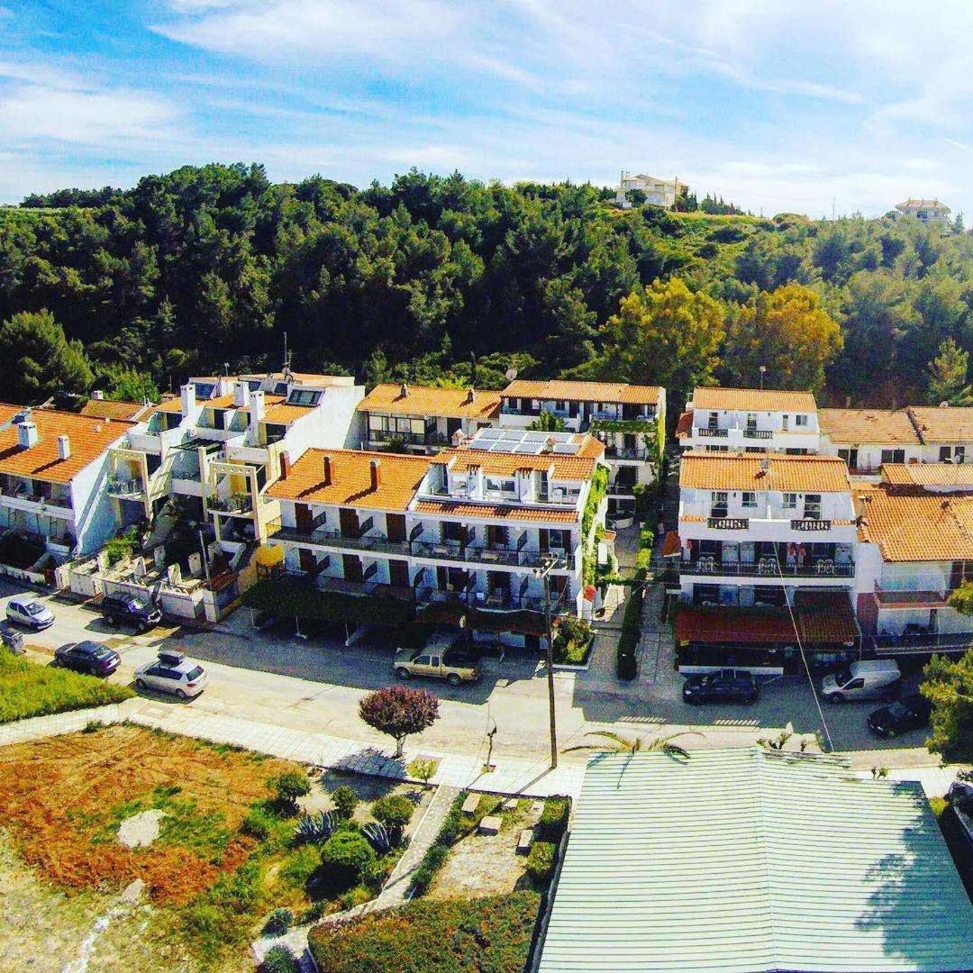 Argo Apartments Nea Poteidaia Buitenkant foto