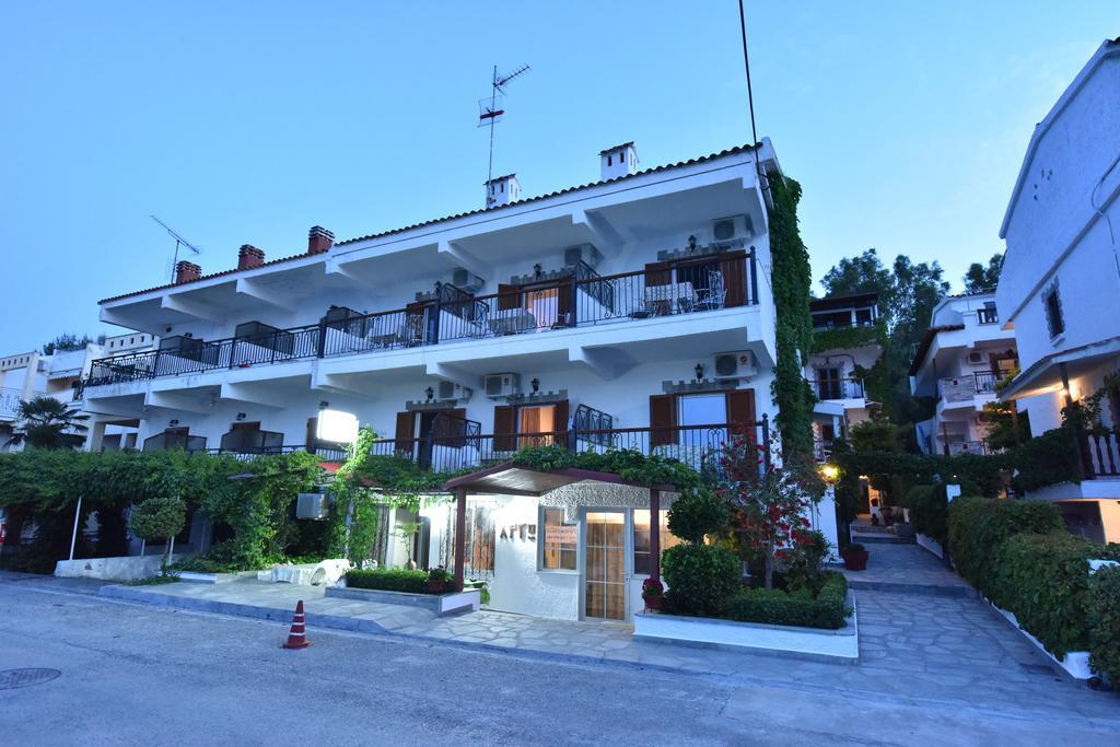Argo Apartments Nea Poteidaia Buitenkant foto